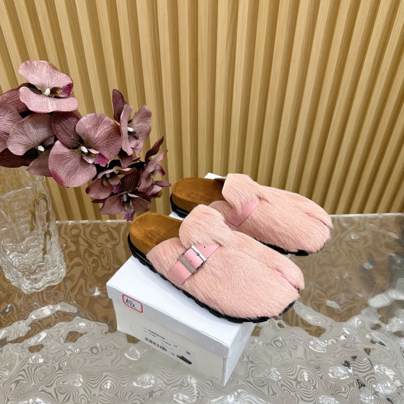Other Slippers